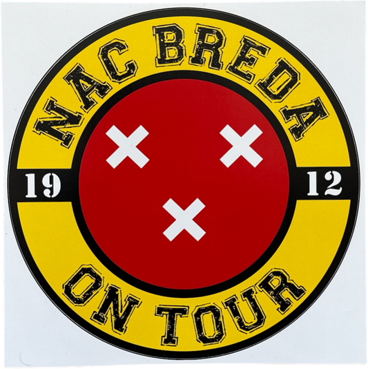 Ronde sticker met een gele buitenring en zwarte accenten. In de gele ring staat bovenaan 'NAC BREDA' en onderaan 'ON TOUR' in zwarte letters. Links en rechts in de ring staan de cijfers '19' en '12'. In het midden is een rood vlak met drie witte Andreaskruizen, lijkend op de vlag van Breda, afmetingen 22cm rond.
